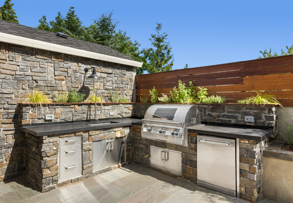 Outdoor Kitchen Design Ideas For Toronto Homeowners 
