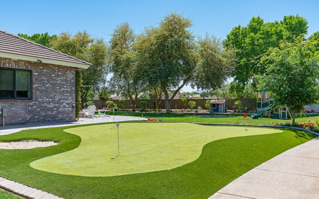 Designing A Putting Green In Your Backyard This Summer