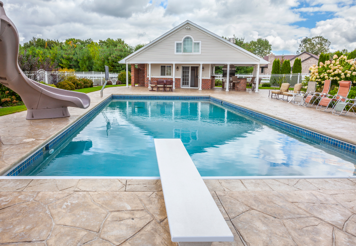 Guide For Redesigning An Existing Pool For Toronto Homeowners In 2025
